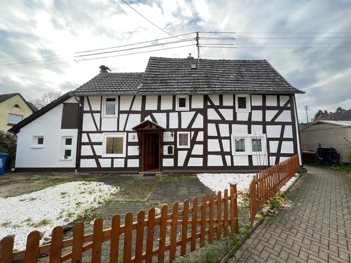 Peterslahr 300 Jahre Altes Renoviertes Fachwerkhaus 빌라 외부 사진